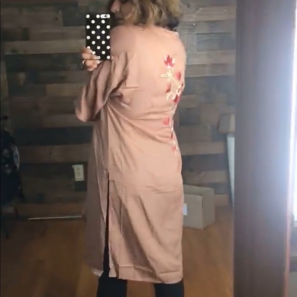 Blush Shell - Picture 7 of 7